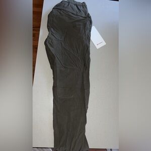 LULU LEMON long pants BRAND NEW with TAG